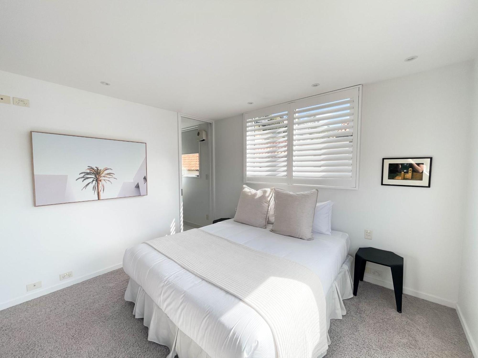 B Sumner - Apartment
